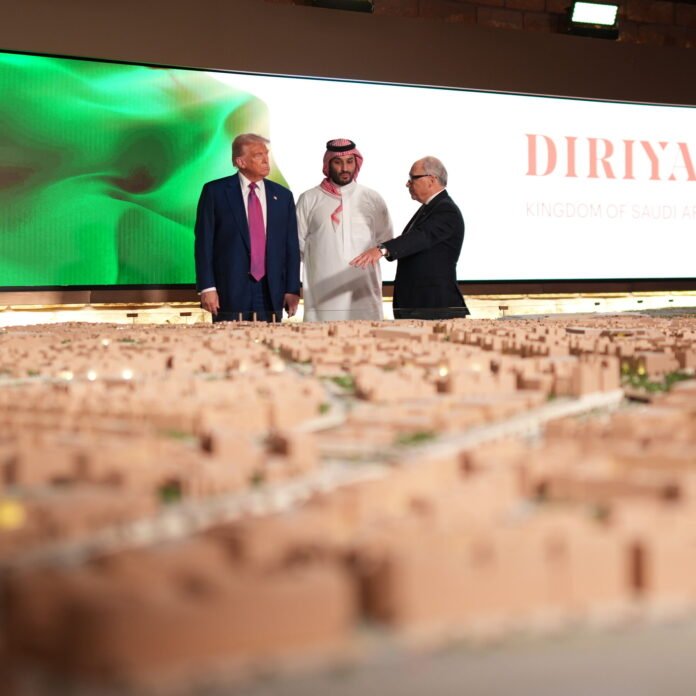 15int-trump-saudi01a-photo-wzml-mediumSquareAt3X-v2